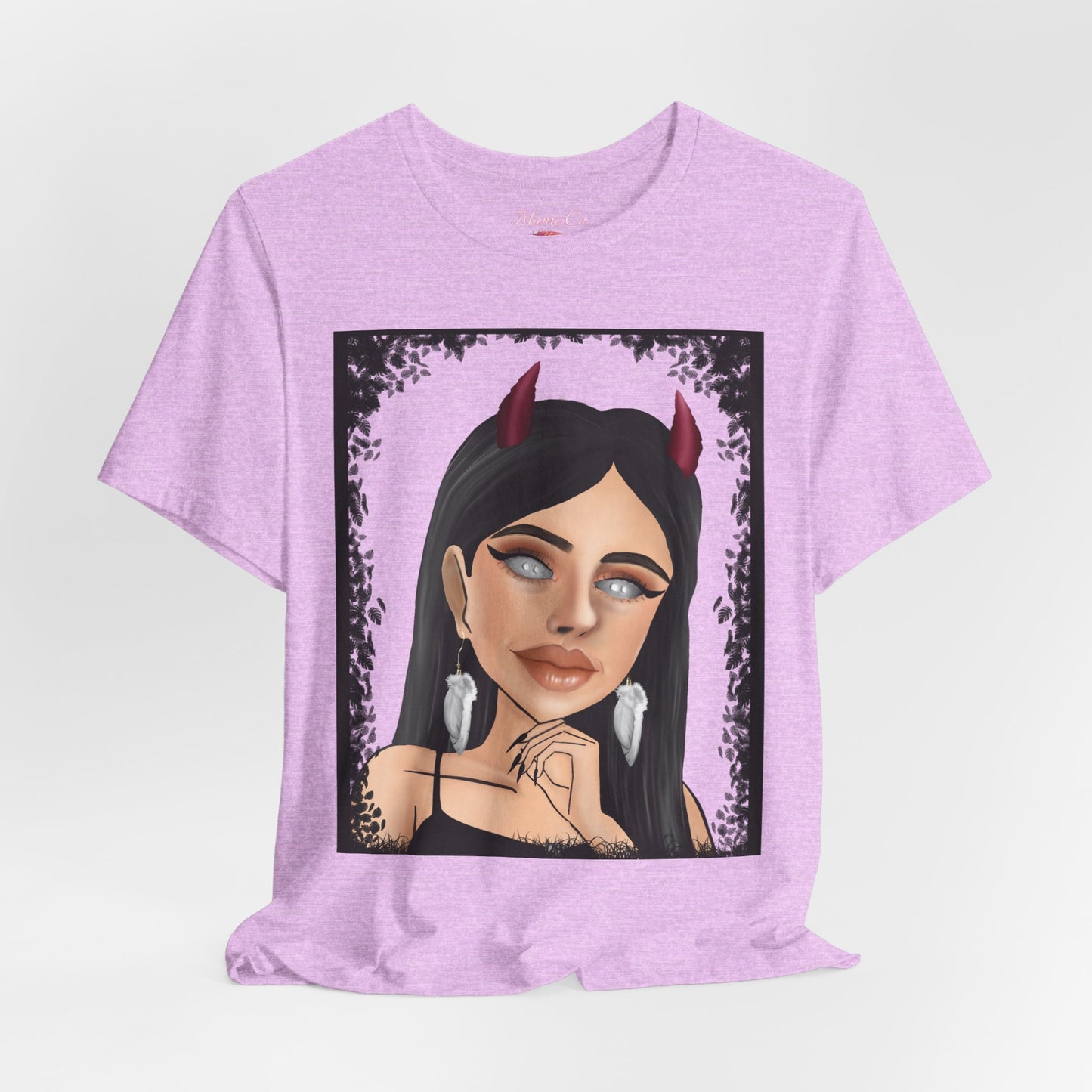 Teufelsmädchen-Porträt-T-Shirt – Gothic-Cartoon-Grafik-T-Shirt