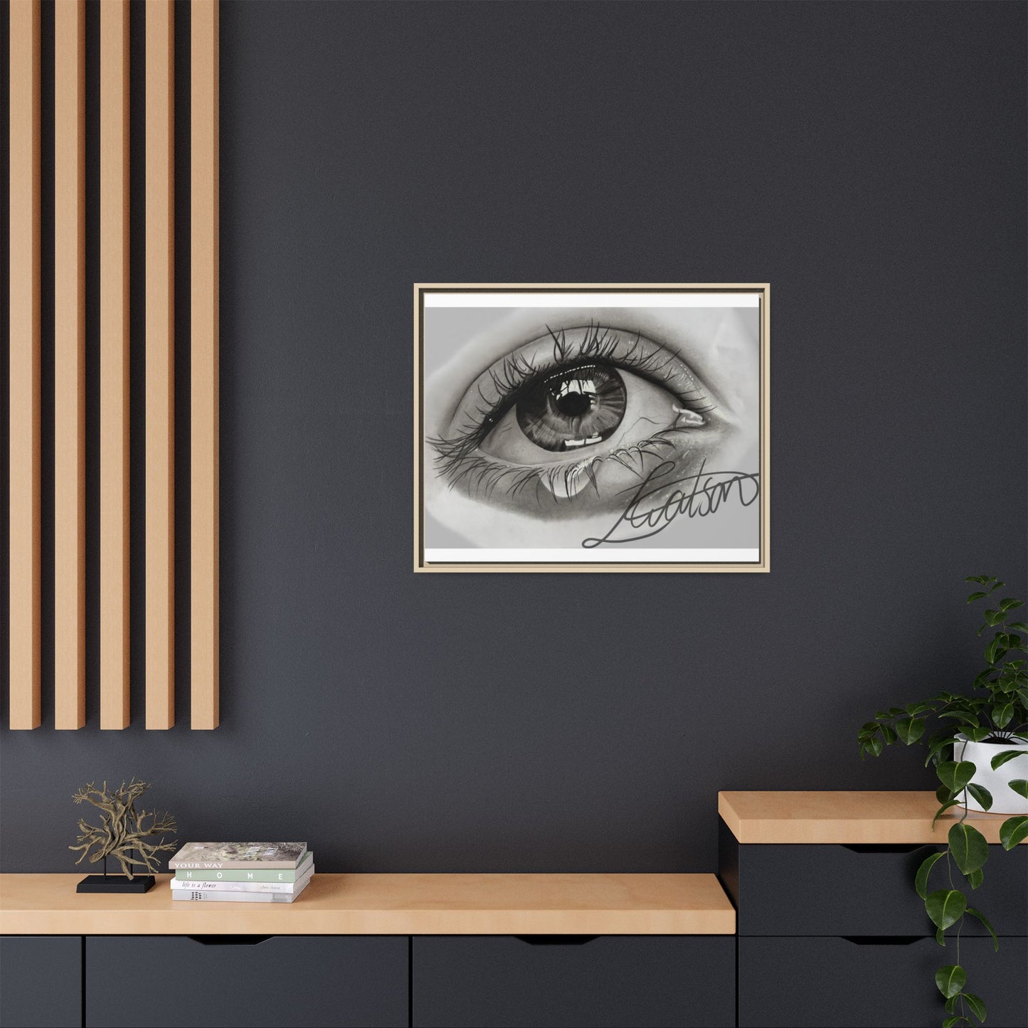 Gerahmte Leinwandkunst – Realistisches Auge mit tränenförmiger Signatur