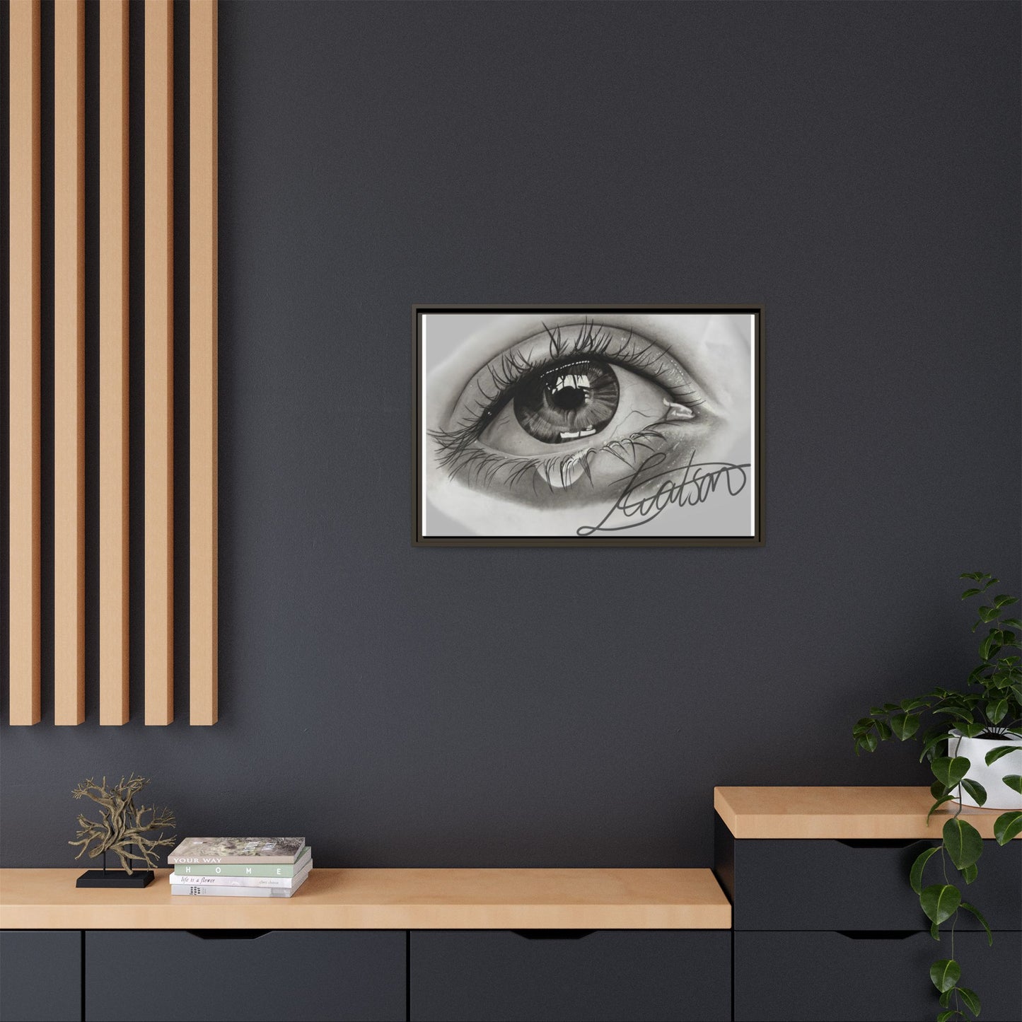 Gerahmte Leinwandkunst – Realistisches Auge mit tränenförmiger Signatur