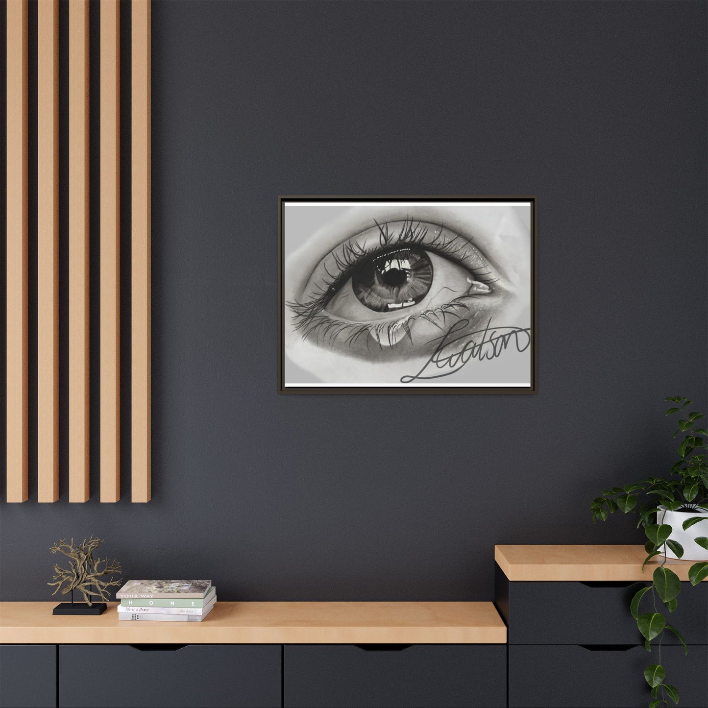Gerahmte Leinwandkunst – Realistisches Auge mit tränenförmiger Signatur