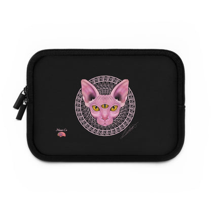 Three Eyed Cat Laptop Sleeve
